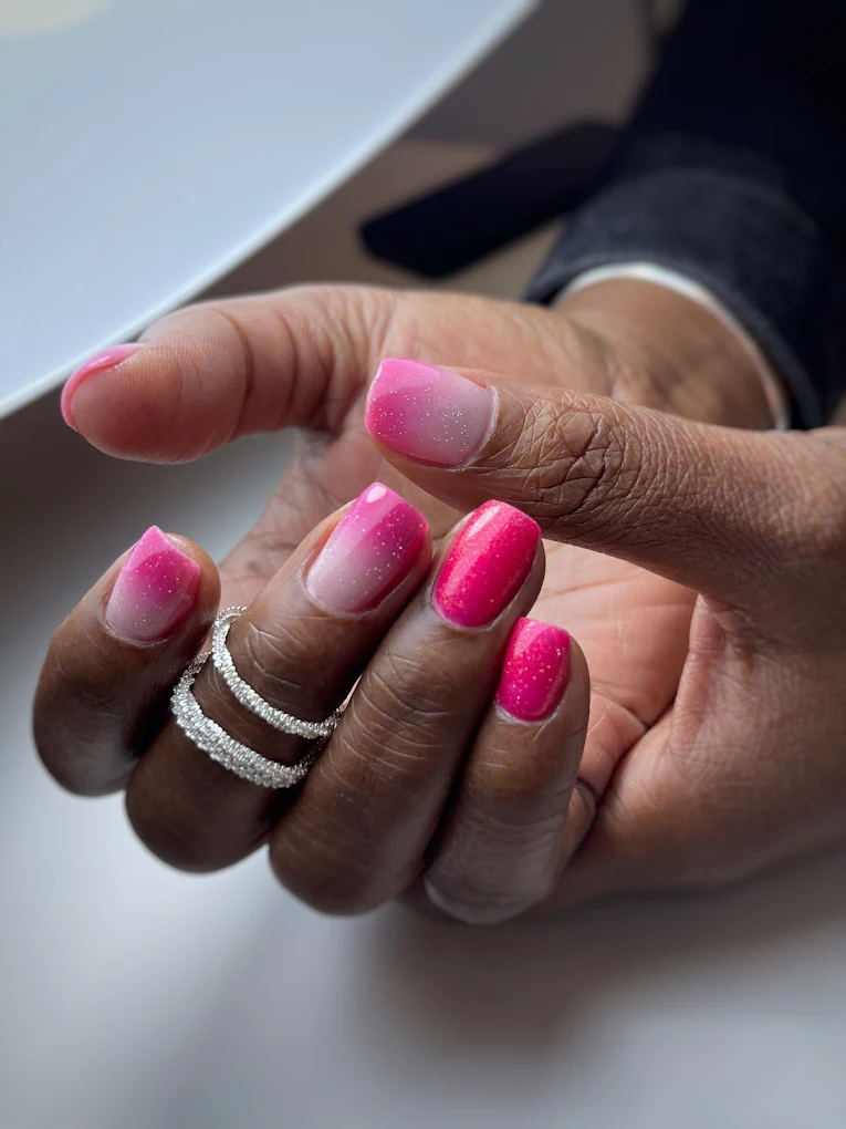 Babyboomer rose pailleté — Le Salon d'Olympe Labège